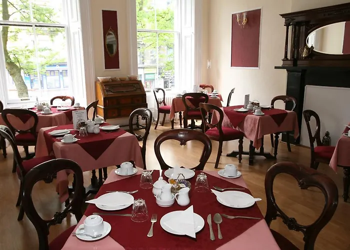 Clifton Hotel