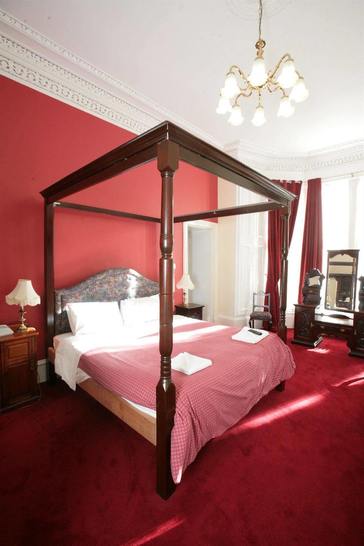 Casa de hóspedes Clifton 3*